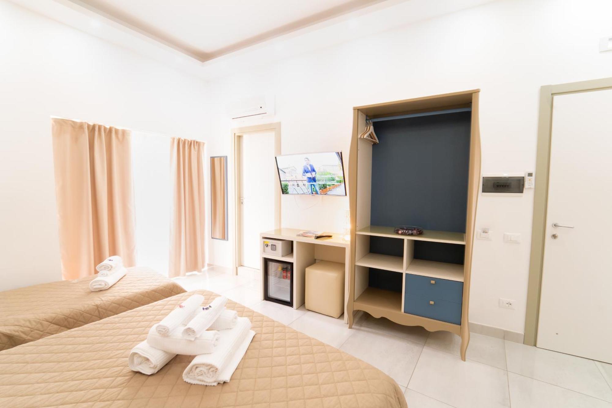 Hotel Al Campanile H Napoli Centro, By Clapa Group Pokój zdjęcie